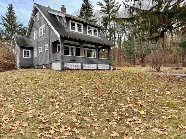 28 Leach Avenue, Franklin, NH 03235