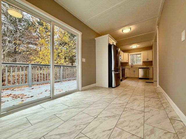 28 Leach Avenue, Franklin, NH 03235