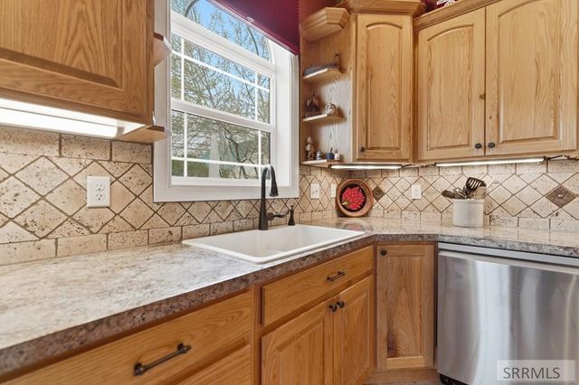 5934 S 45th W, Idaho Falls, ID 83401