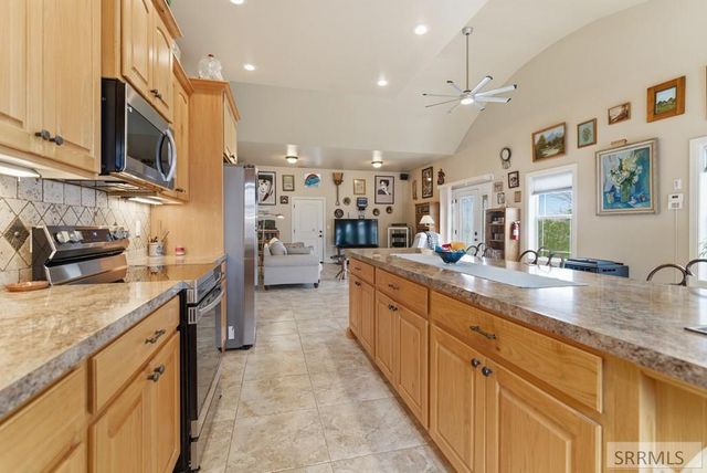 5934 S 45th W, Idaho Falls, ID 83401