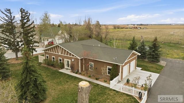 5934 S 45th W, Idaho Falls, ID 83401