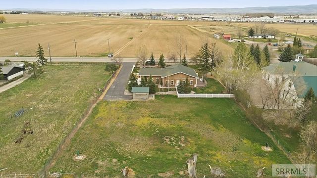 5934 S 45th W, Idaho Falls, ID 83401
