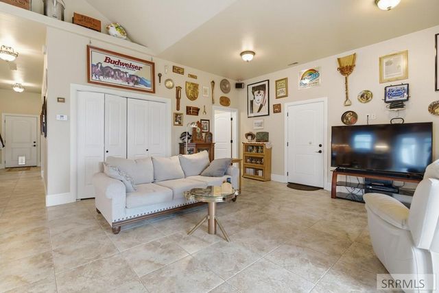 5934 S 45th W, Idaho Falls, ID 83401