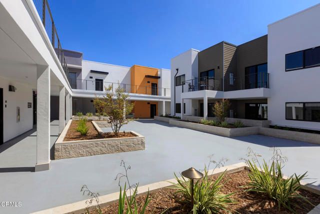 1300 W Mission Boulevard 201, Pomona, CA 91766