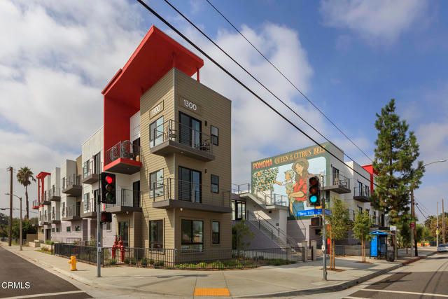 1300 W Mission Boulevard 201, Pomona, CA 91766
