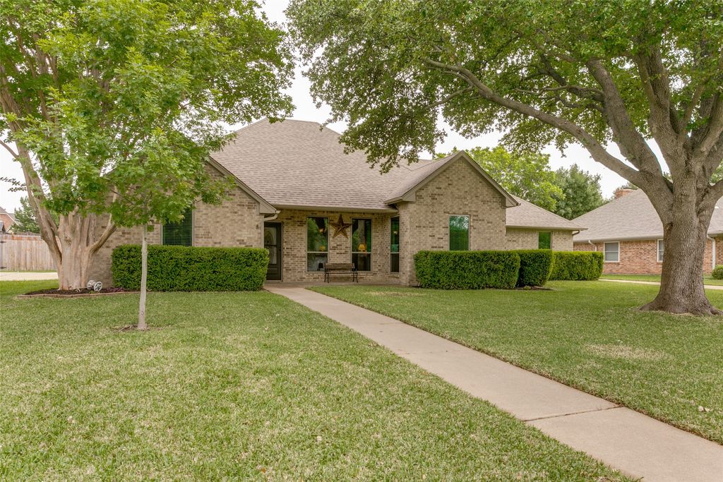 1913 Quail Run Drive, Corinth, TX 76208 — photo 3