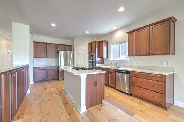 3107 Oxford Dr, Mount Juliet, TN 37122