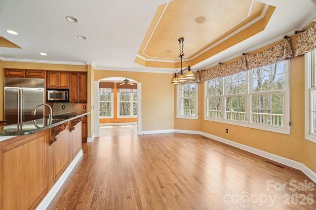 304 Pine Forest Trace, Hendersonville, NC 28739