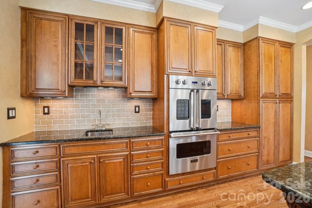 304 Pine Forest Trace, Hendersonville, NC 28739
