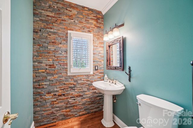 304 Pine Forest Trace, Hendersonville, NC 28739