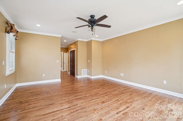 304 Pine Forest Trace, Hendersonville, NC 28739