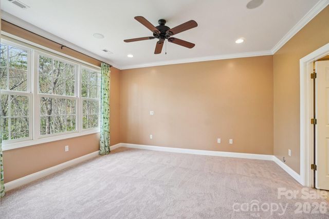 304 Pine Forest Trace, Hendersonville, NC 28739