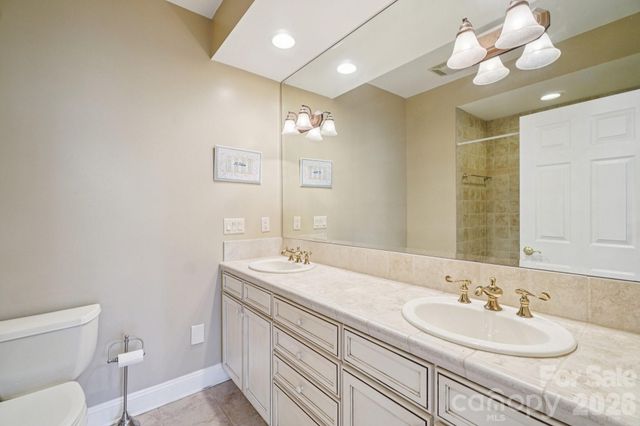 304 Pine Forest Trace, Hendersonville, NC 28739