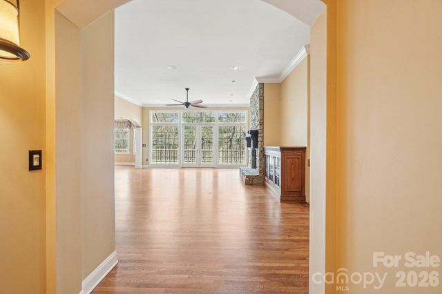 304 Pine Forest Trace, Hendersonville, NC 28739