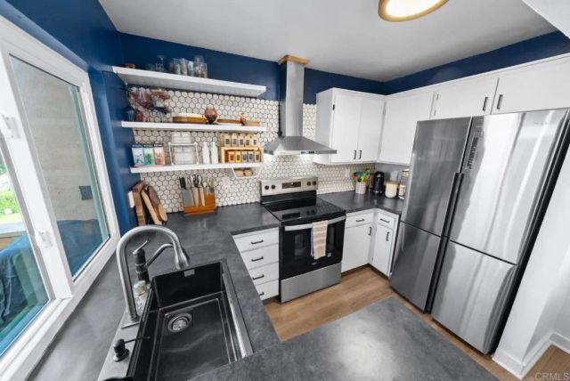 3238 Ashford Street D, San Diego, CA 92111