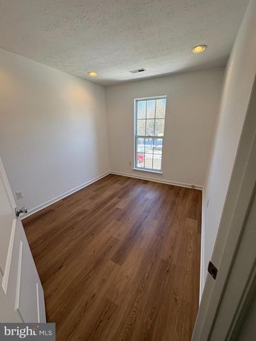 4008 ENDERS LN, Bowie, MD 20716