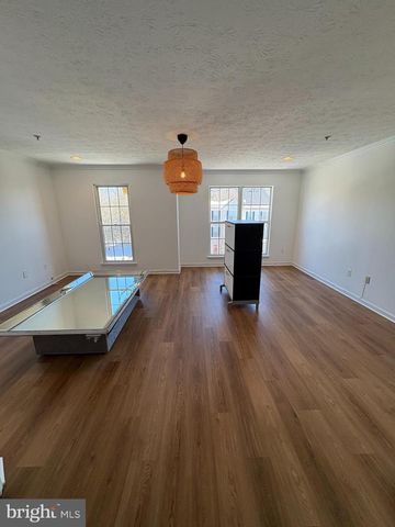 4008 ENDERS LN, Bowie, MD 20716