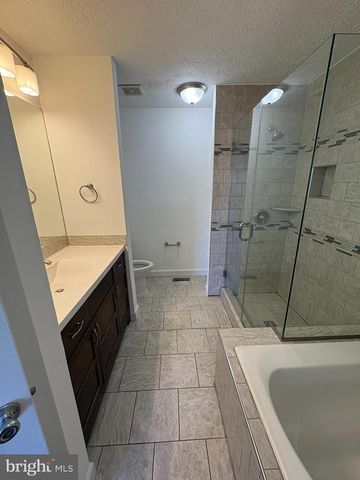 4008 ENDERS LN, Bowie, MD 20716