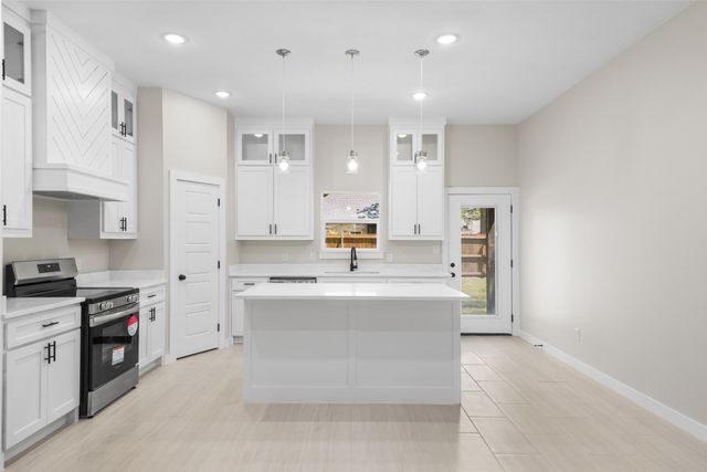 108 Parkside Drive, Trinidad, TX 75163