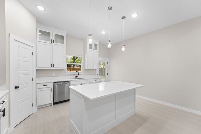 108 Parkside Drive, Trinidad, TX 75163