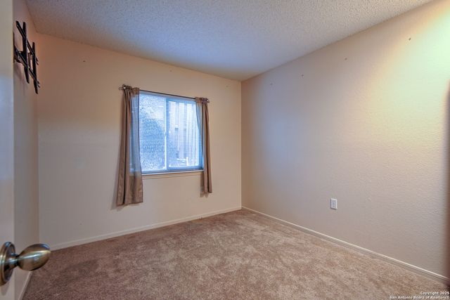 16535 Fox Knl, San Antonio, TX 78247
