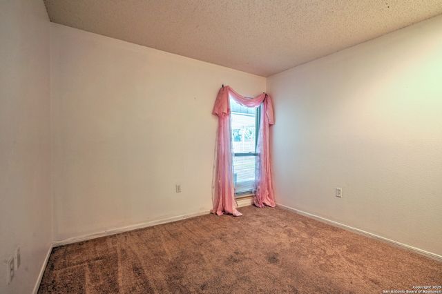 16535 Fox Knl, San Antonio, TX 78247