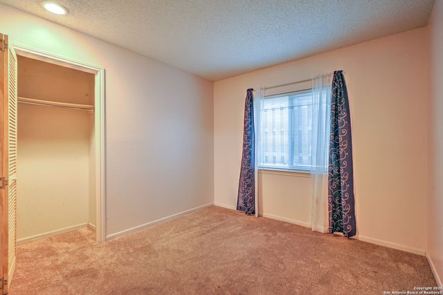 16535 Fox Knl, San Antonio, TX 78247