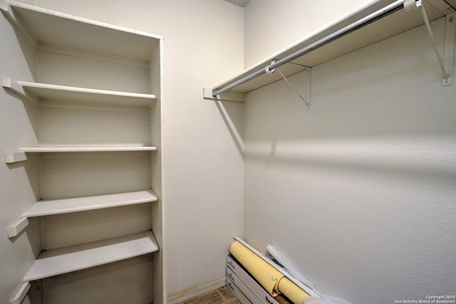 16535 Fox Knl, San Antonio, TX 78247