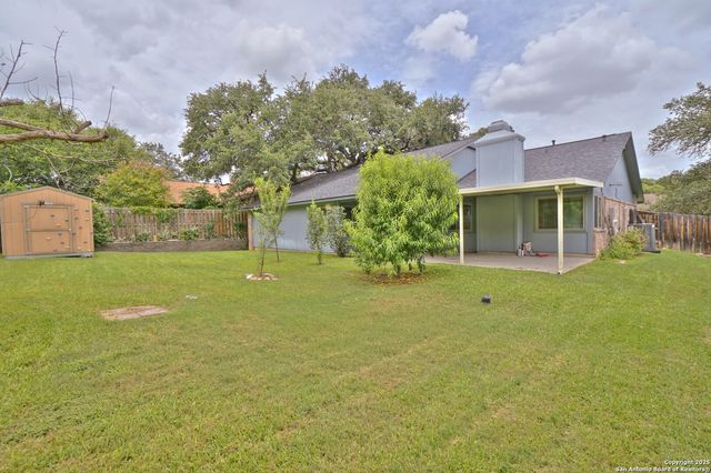 16535 Fox Knl, San Antonio, TX 78247