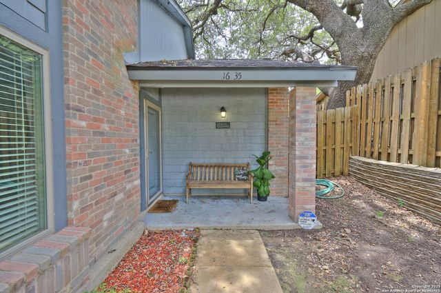 16535 Fox Knl, San Antonio, TX 78247