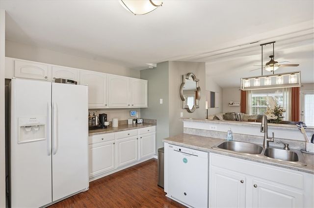 612 Westbury Way, Simpsonville, SC 29680