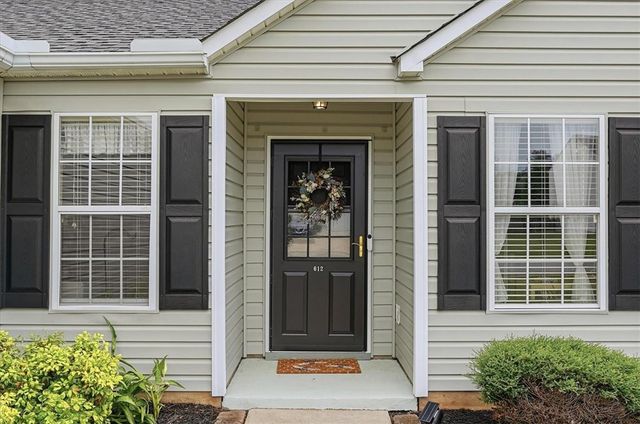 612 Westbury Way, Simpsonville, SC 29680