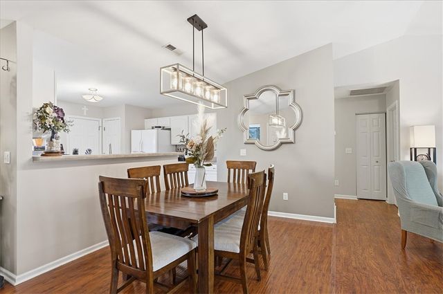 612 Westbury Way, Simpsonville, SC 29680