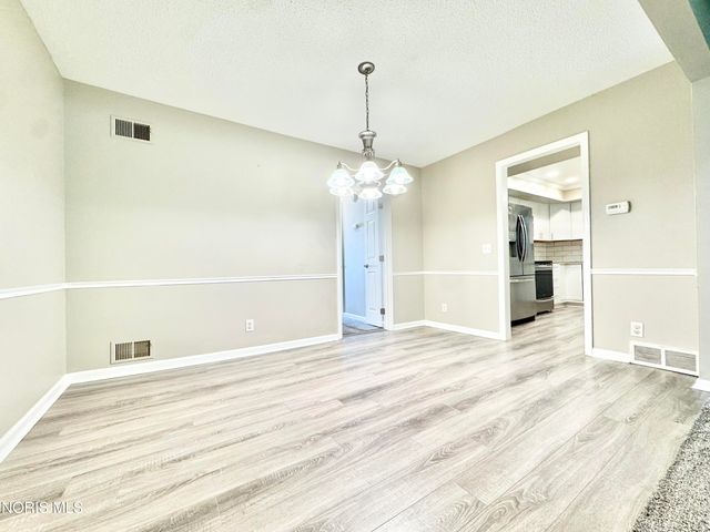 29660 E River Road, Perrysburg, OH 43551