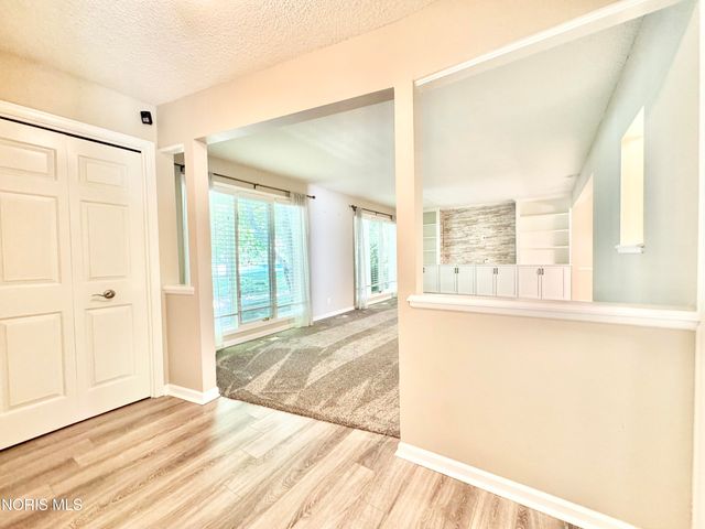 29660 E River Road, Perrysburg, OH 43551