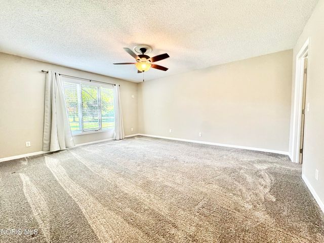 29660 E River Road, Perrysburg, OH 43551