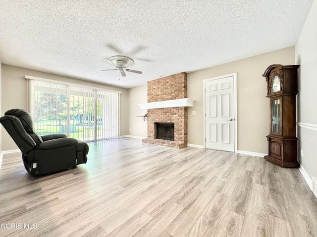 29660 E River Road, Perrysburg, OH 43551