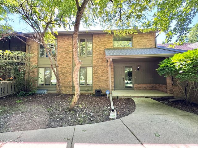 29660 E River Road, Perrysburg, OH 43551