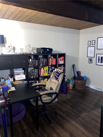 1831 Duncan Ave, Mccandless, PA 15101