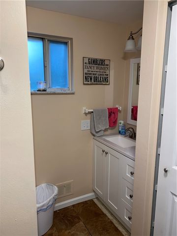 1831 Duncan Ave, Mccandless, PA 15101