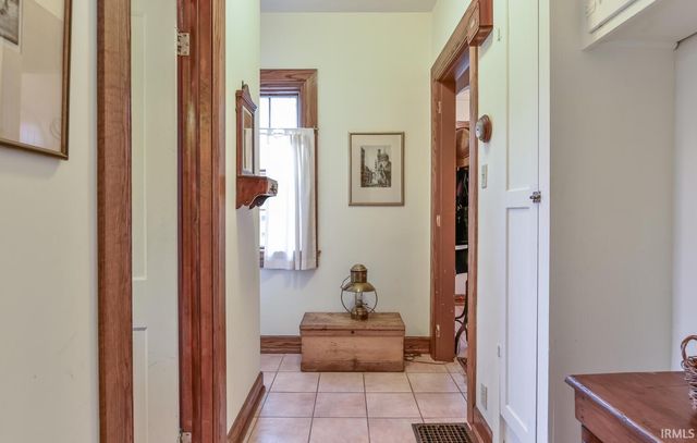 618 S Ballantine Road, Bloomington, IN 47401