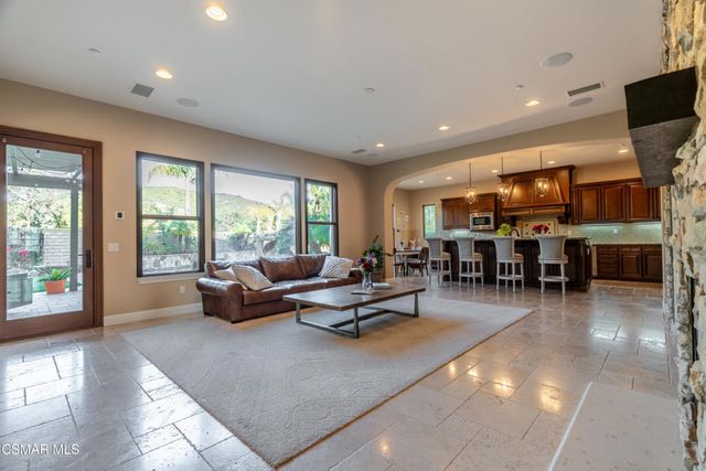 796 Via Sedona, Newbury Park, CA 91320