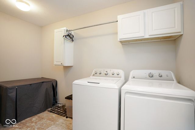 1012 Brockton Court, Greenfield, IN 46140