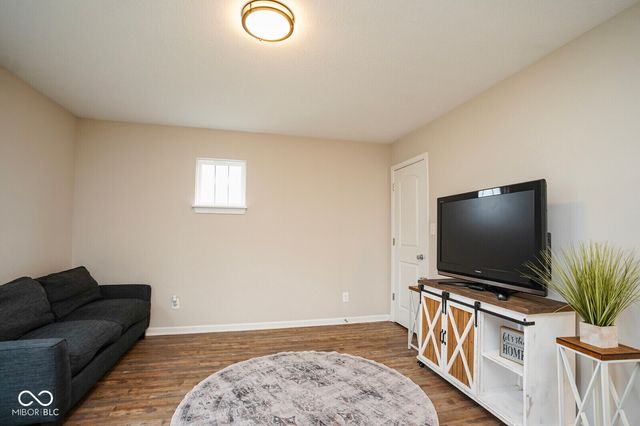1012 Brockton Court, Greenfield, IN 46140