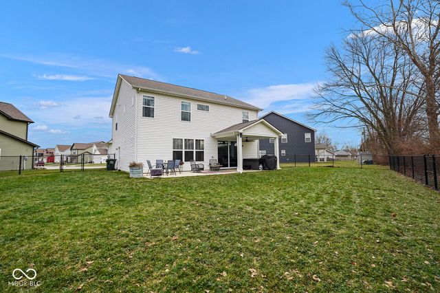 1012 Brockton Court, Greenfield, IN 46140