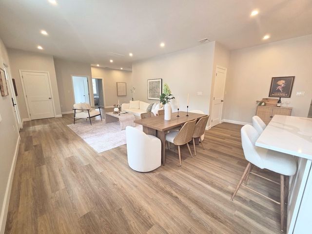 47 Myrtle St, Lynn, MA 01905