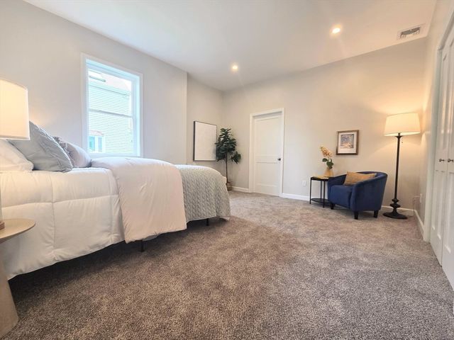 47 Myrtle St, Lynn, MA 01905