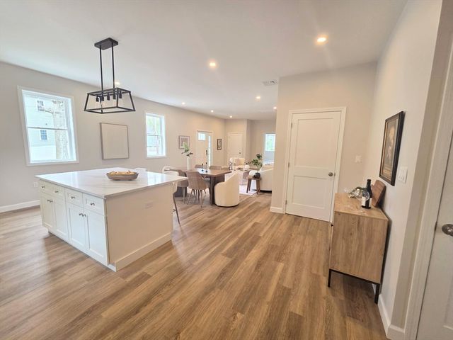 47 Myrtle St, Lynn, MA 01905