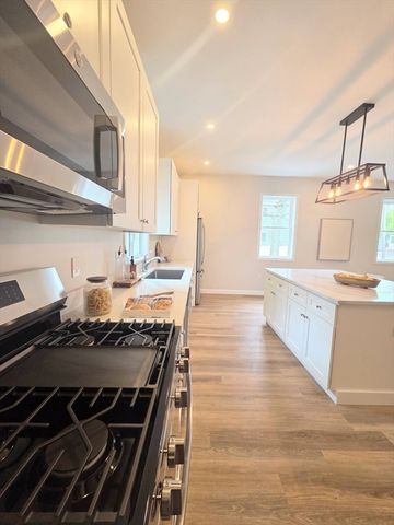 47 Myrtle St, Lynn, MA 01905