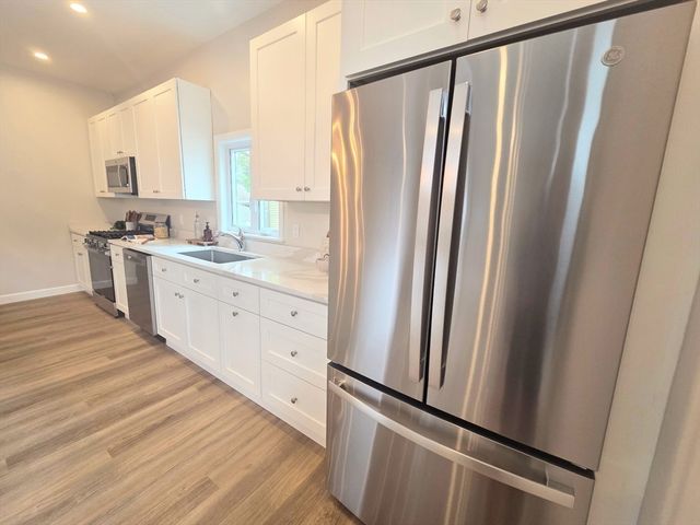47 Myrtle St, Lynn, MA 01905
